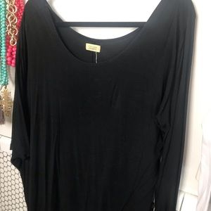 Black piko top